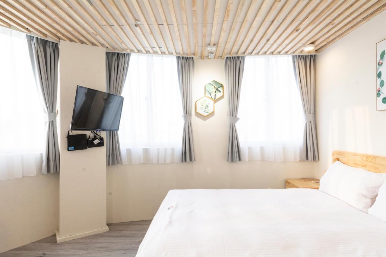 See U Apartment 台南 エクステリア 写真